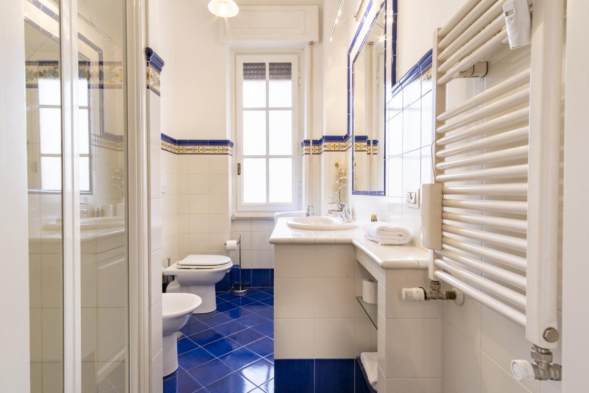 Elegantis Solinda - Easily Get To The Historic Center, Metro, Tram And Bus Are Nearby Roma